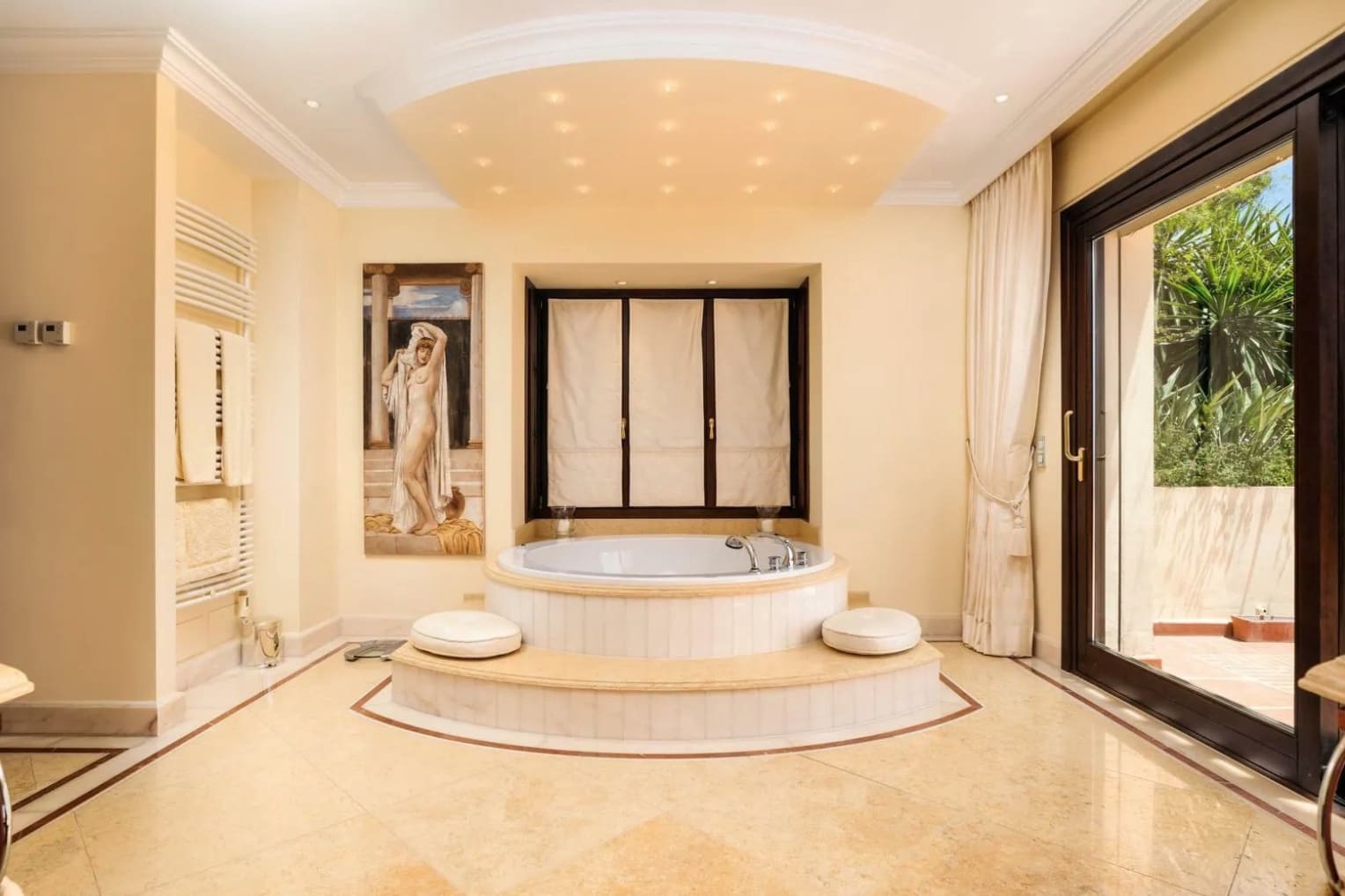 5 slaapkamer Villa te koop in Golden Mile met zwembad garage - € 5.900.000 (Ref: 8464352)