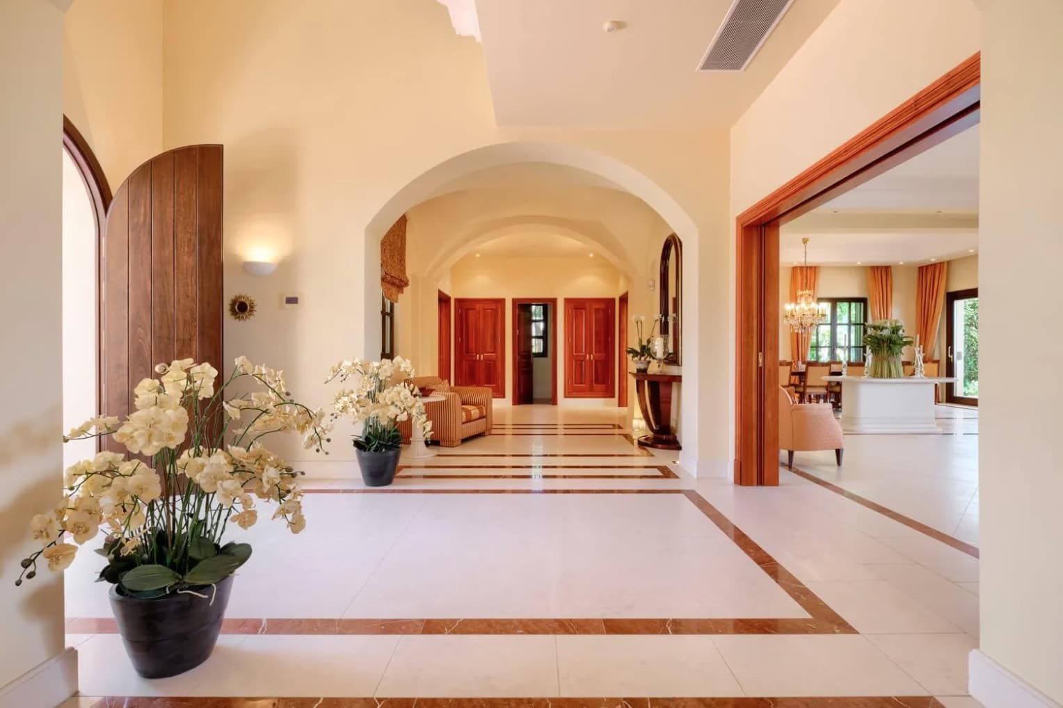 5 slaapkamer Villa te koop in Golden Mile met zwembad garage - € 5.900.000 (Ref: 8464352)