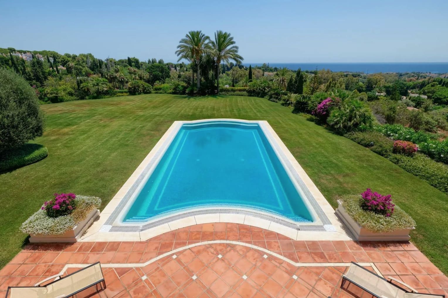 5 slaapkamer Villa te koop in Golden Mile met zwembad garage - € 5.900.000 (Ref: 8464352)