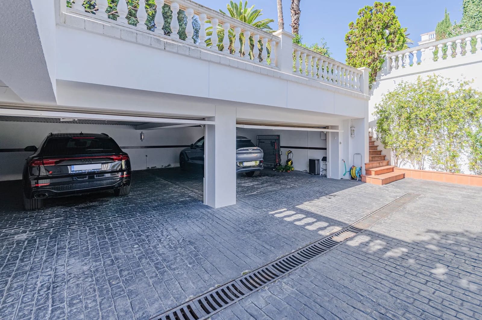 9 soveværelse Villa til salg i Barcelona by med swimmingpool garage - € 10.700.000 (Ref: 8464354)