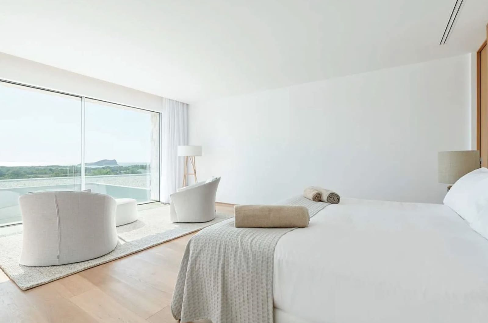 7 slaapkamer Villa te koop in Cala Conta met zwembad garage - € 4.450.000 (Ref: 8464358)