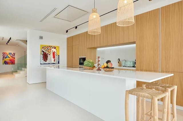 7 slaapkamer Villa te koop in Cala Conta, San Jose / Sant Josep de Sa Talaia met zwembad garage - € 4.450.000 (Ref: 8464358)