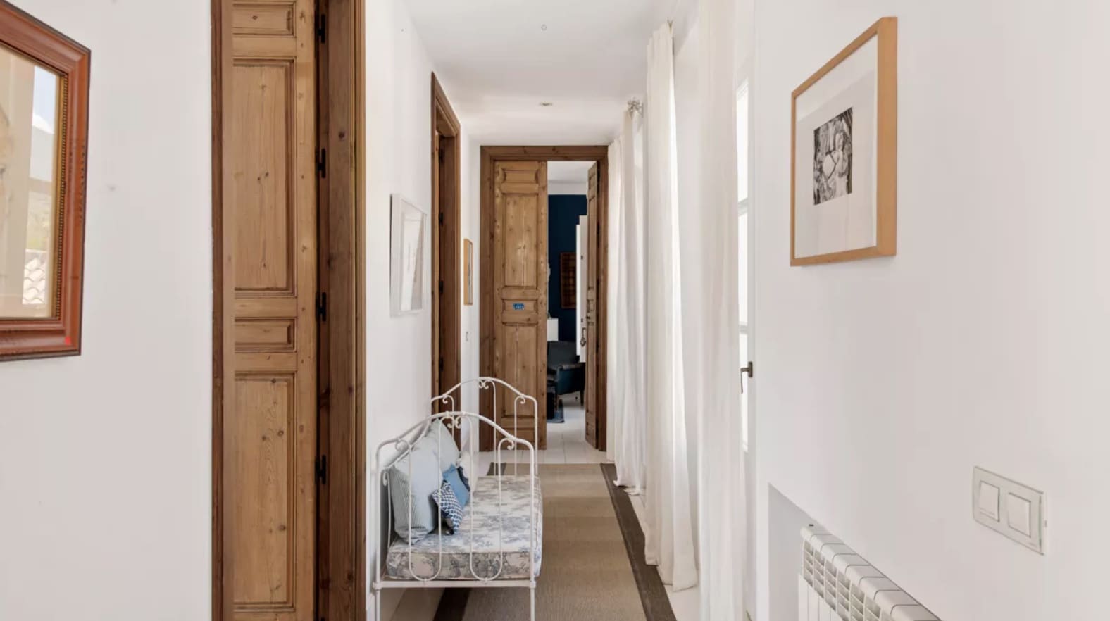 5 soverom Villa til salgs i Marbella med svømmebasseng garasje - € 2 700 000 (Ref: 8464360)