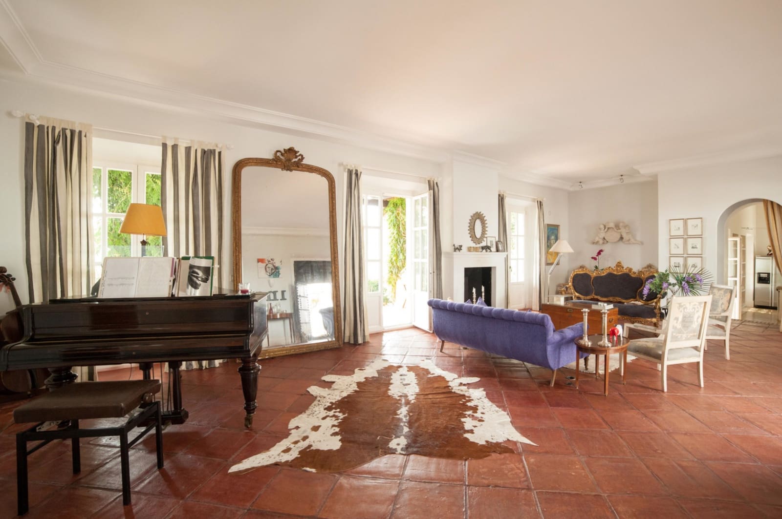 5 soverom Villa til salgs i Marbella med svømmebasseng garasje - € 2 700 000 (Ref: 8464360)