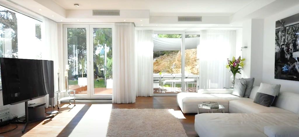 6 soveværelse Villa til salg i Santa Eulalia / Santa Eularia med swimmingpool garage - € 6.500.000 (Ref: 8464362)