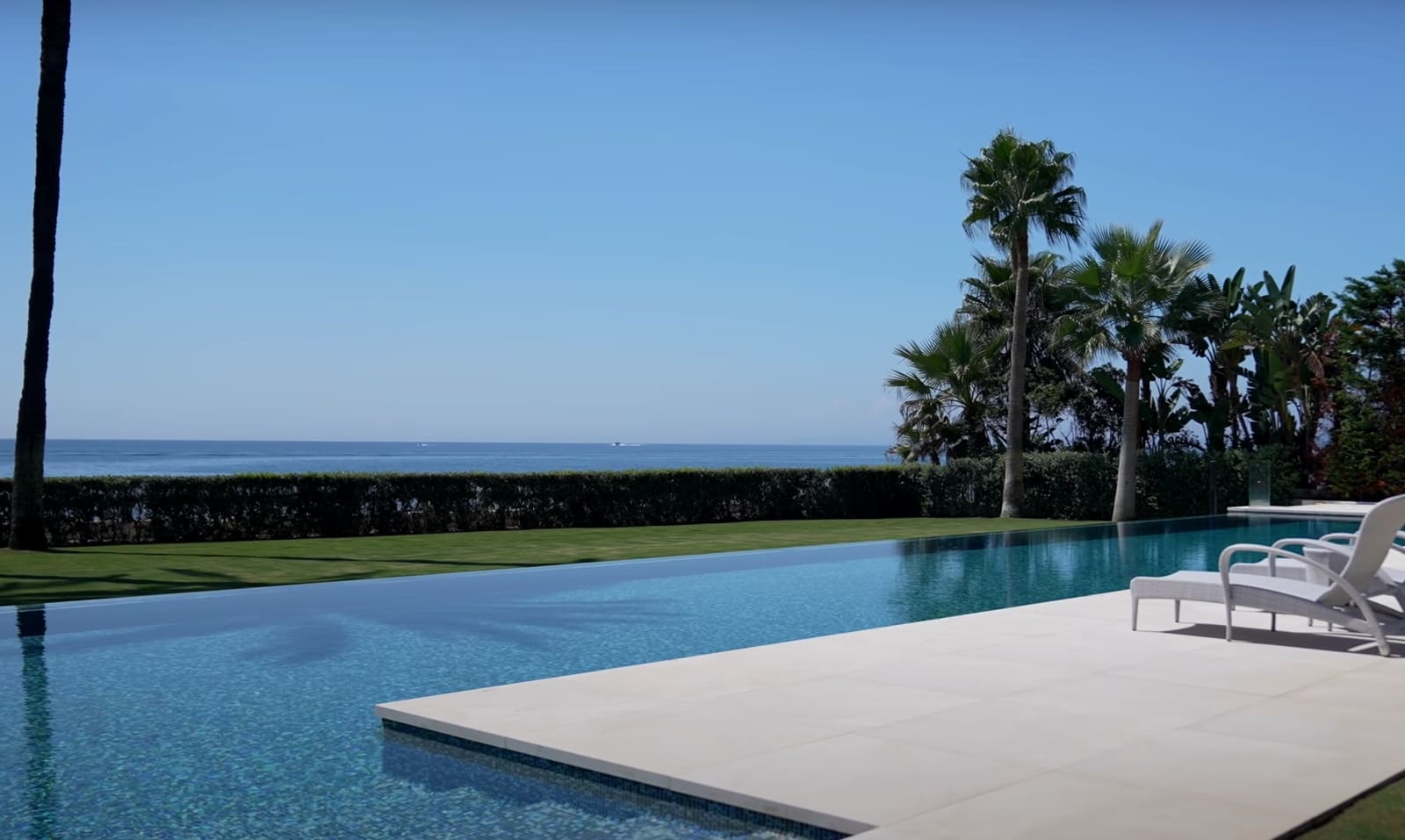 9 bedroom Villa for sale in Marbella with pool garage - € 12,000,000 (Ref: 8464364)