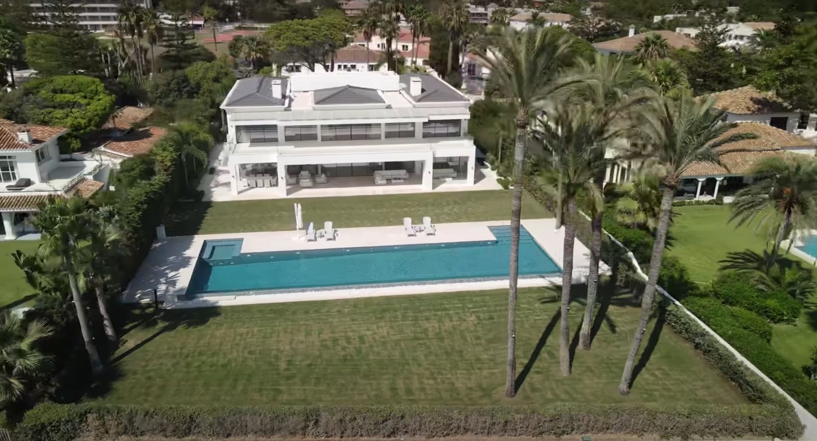 9 bedroom Villa for sale in Marbella with pool garage - € 12,000,000 (Ref: 8464364)