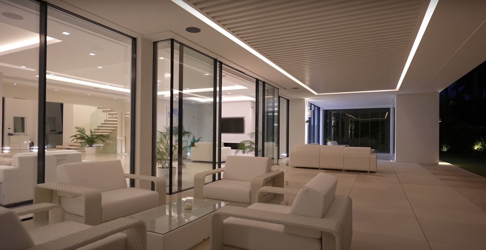 9 bedroom Villa for sale in Marbella with pool garage - € 12,000,000 (Ref: 8464364)