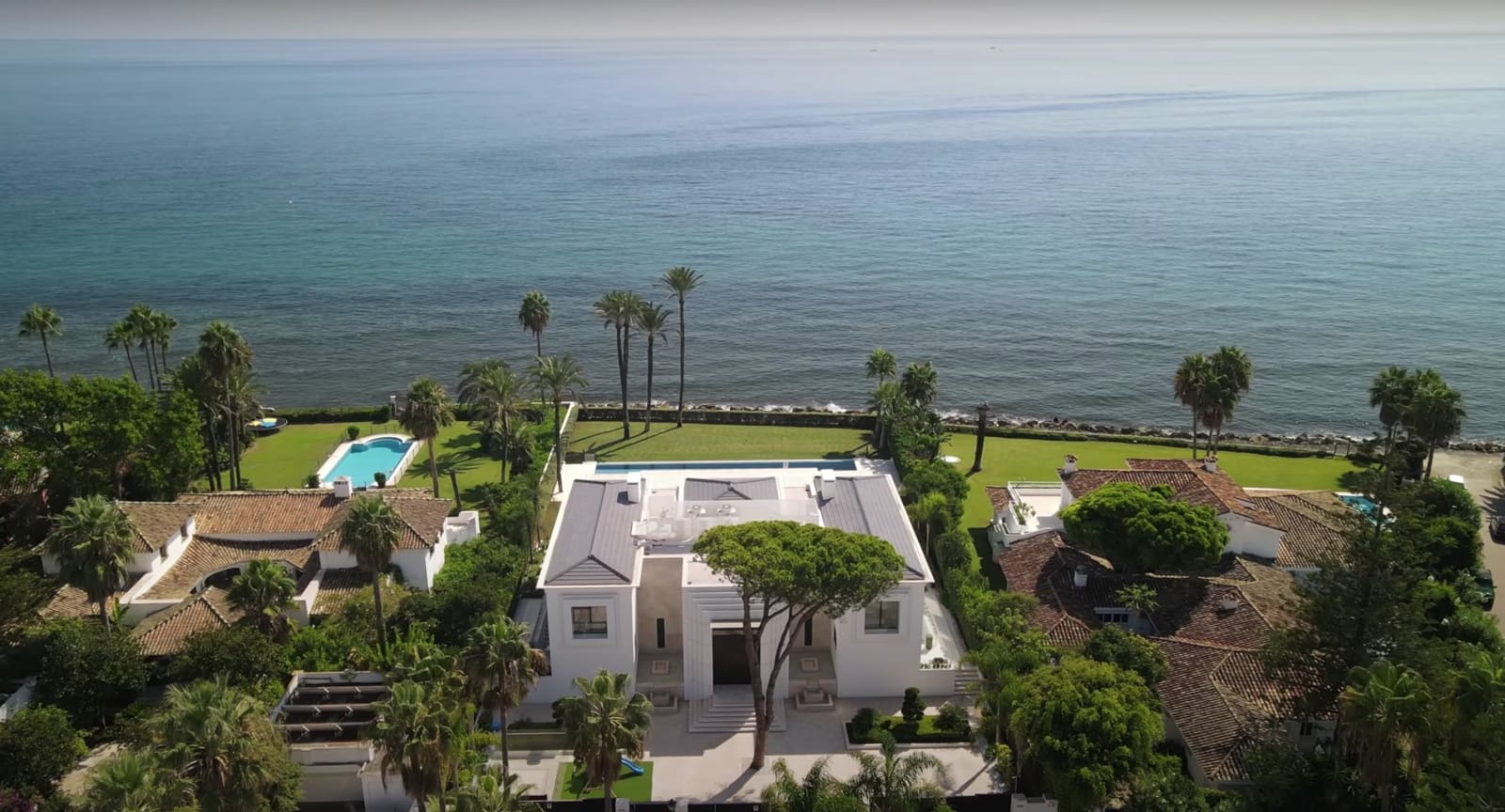 9 bedroom Villa for sale in Marbella with pool garage - € 12,000,000 (Ref: 8464364)