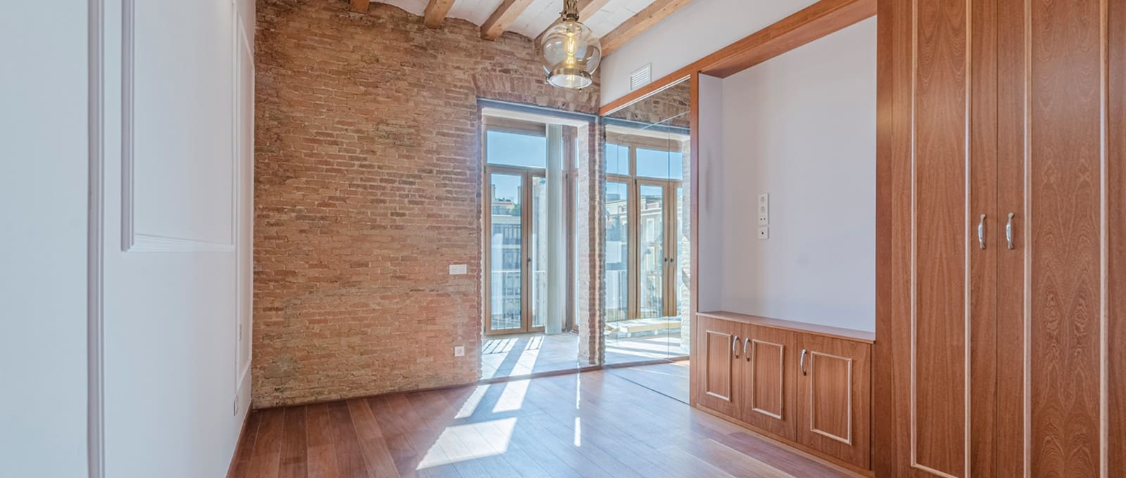 3 bedroom Apartment for sale in Barcelona city - € 2,200,000 (Ref: 8464366)