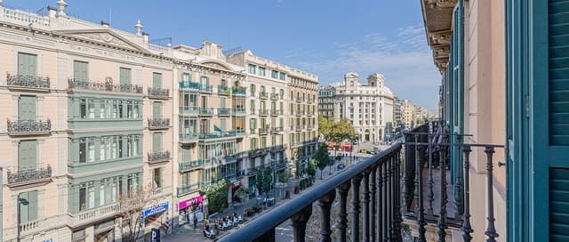 Apartamento de 3 habitaciones en Barcelona ciudad en venta - 2.200.000 € (Ref: 8464366)