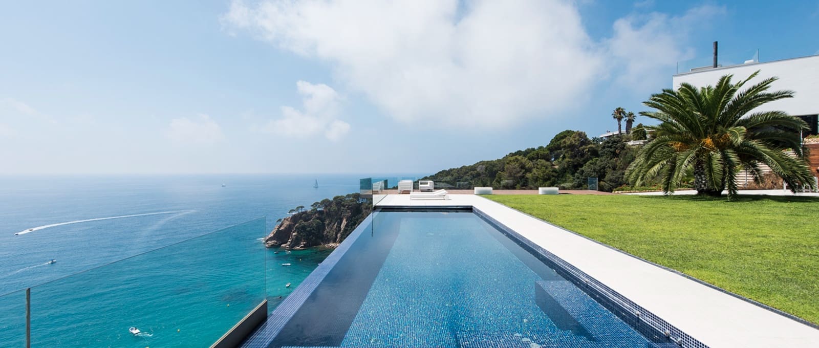 12 soveværelse Villa til salg i Tossa de Mar med swimmingpool garage - € 12.500.001 (Ref: 8464367)