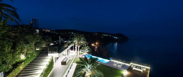 12 slaapkamer Villa te koop in Tossa de Mar met zwembad garage - € 12.500.001 (Ref: 8464367)