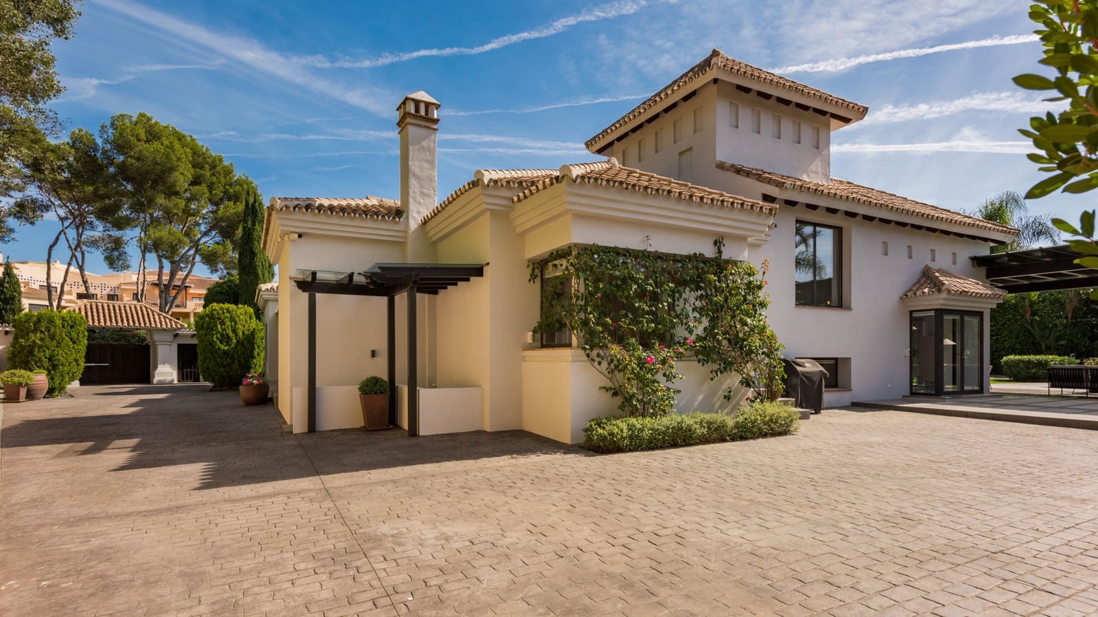 5 soveværelse Villa til salg i Puerto Banus med swimmingpool garage - € 5.950.000 (Ref: 8464370)