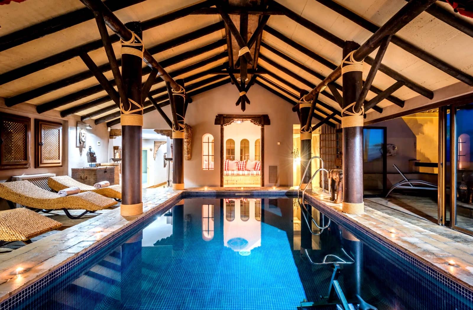 7 soveværelse Villa til salg i Bahia de Marbella med swimmingpool garage - € 20.000.000 (Ref: 8464373)