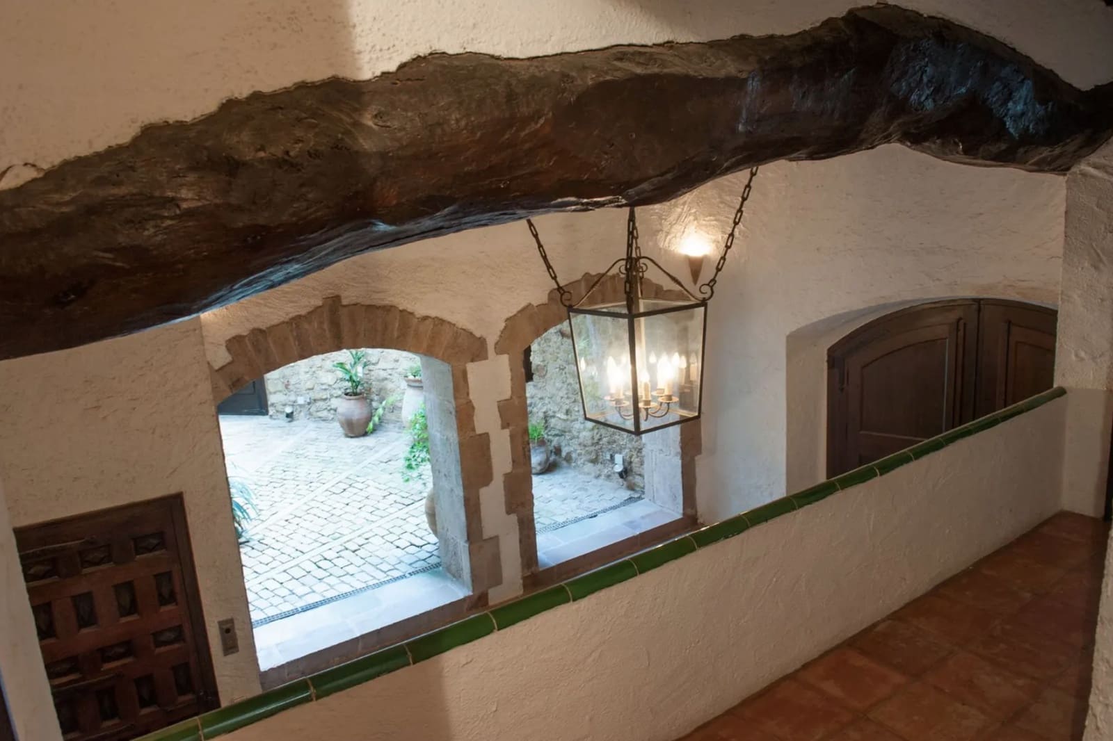 6 soveværelse Byhus til salg i Pals med swimmingpool garage - € 1.575.000 (Ref: 8464376)