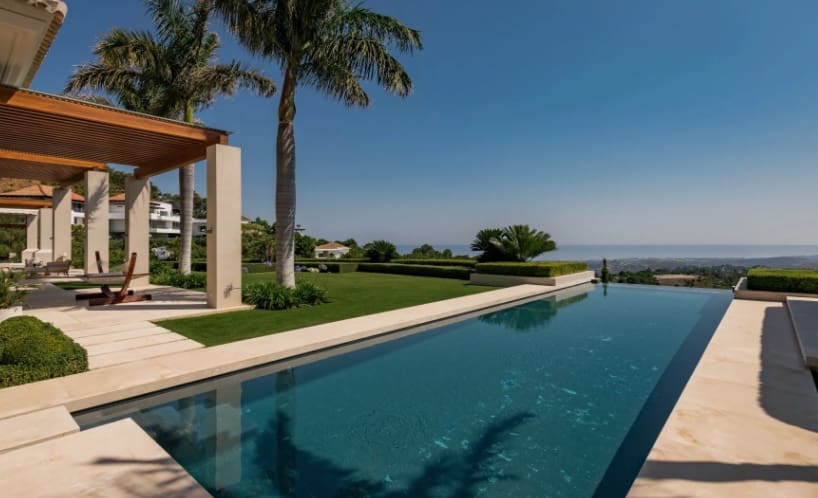 5 bedroom Villa for sale in Marbella with pool garage - € 16,800,000 (Ref: 8464377)