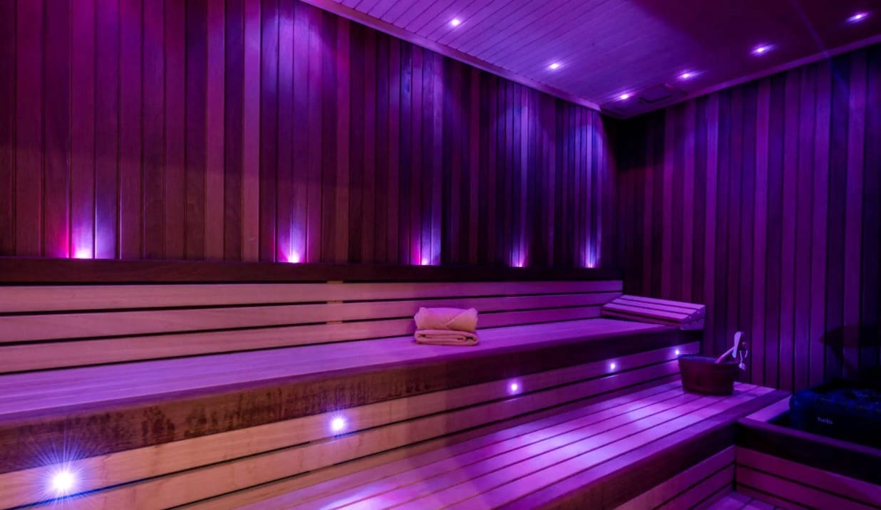 5 bedroom Villa for sale in Marbella with pool garage - € 16,800,000 (Ref: 8464377)