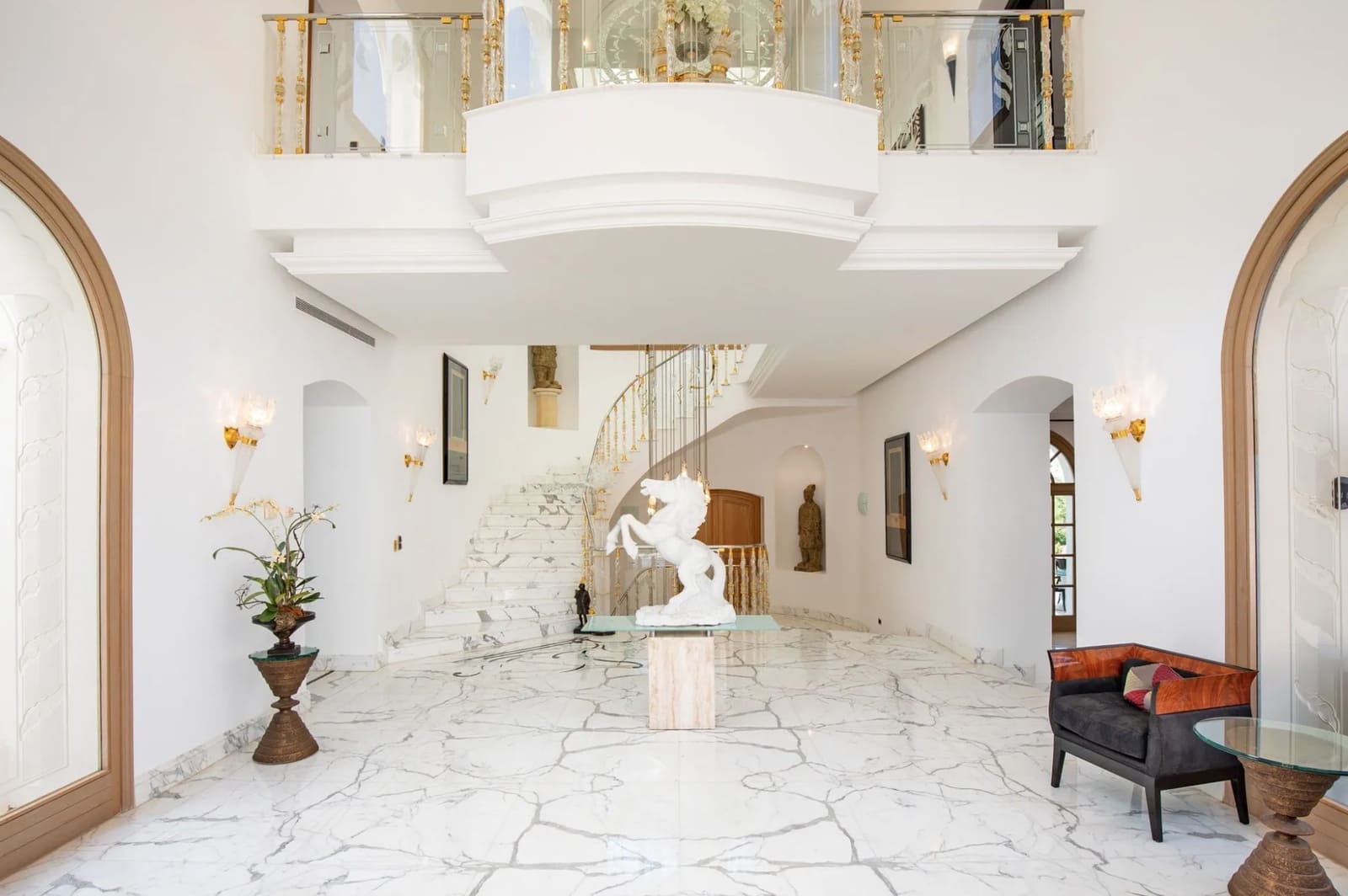 7 bedroom Villa for sale in Marbella with pool garage - € 13,700,000 (Ref: 8464378)