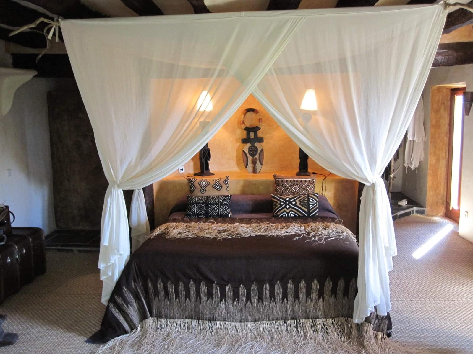 11 soveværelse Finca/Landehus til salg i Besalu med swimmingpool garage - € 2.250.000 (Ref: 8464381)