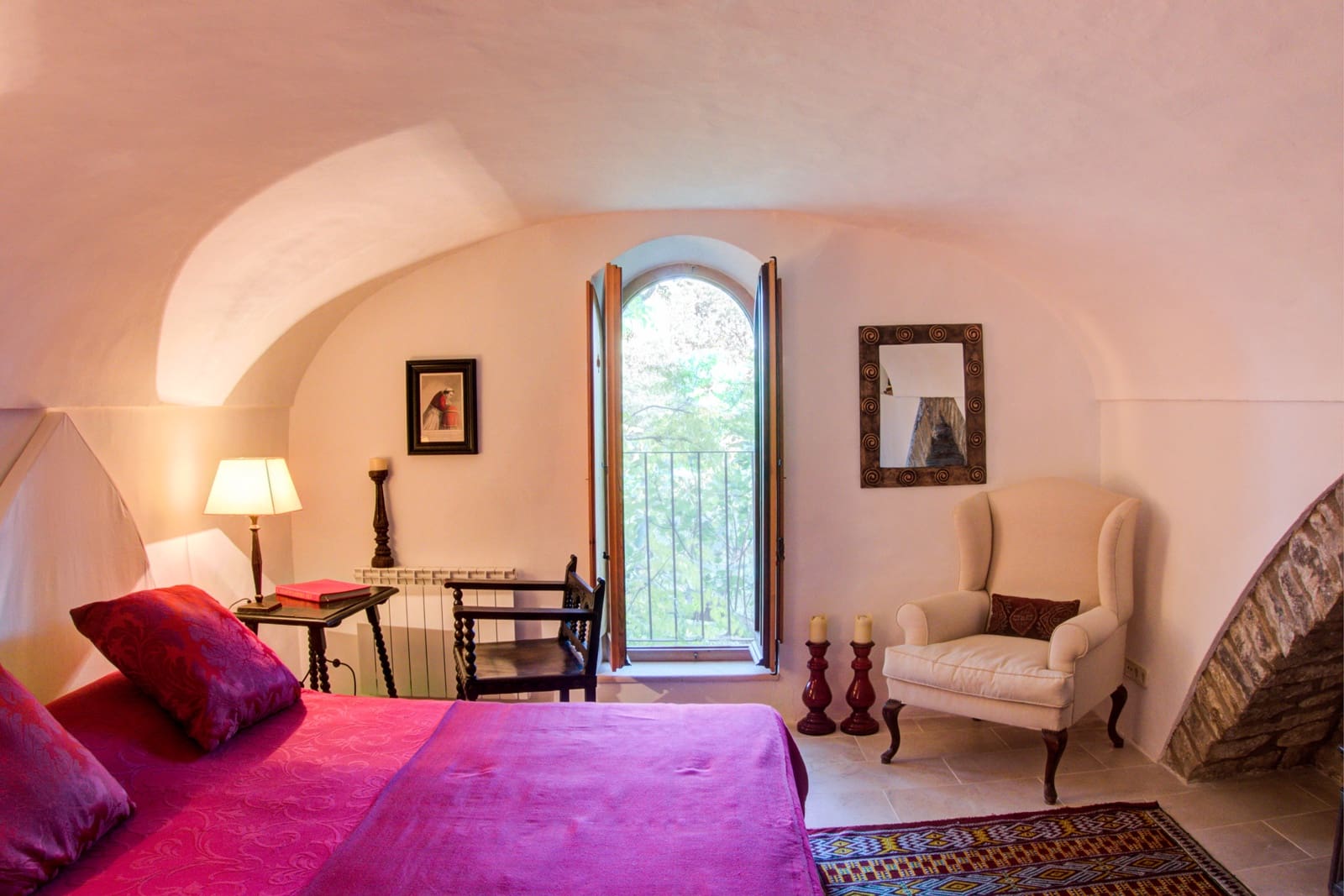 11 soveværelse Finca/Landehus til salg i Besalu med swimmingpool garage - € 2.250.000 (Ref: 8464381)