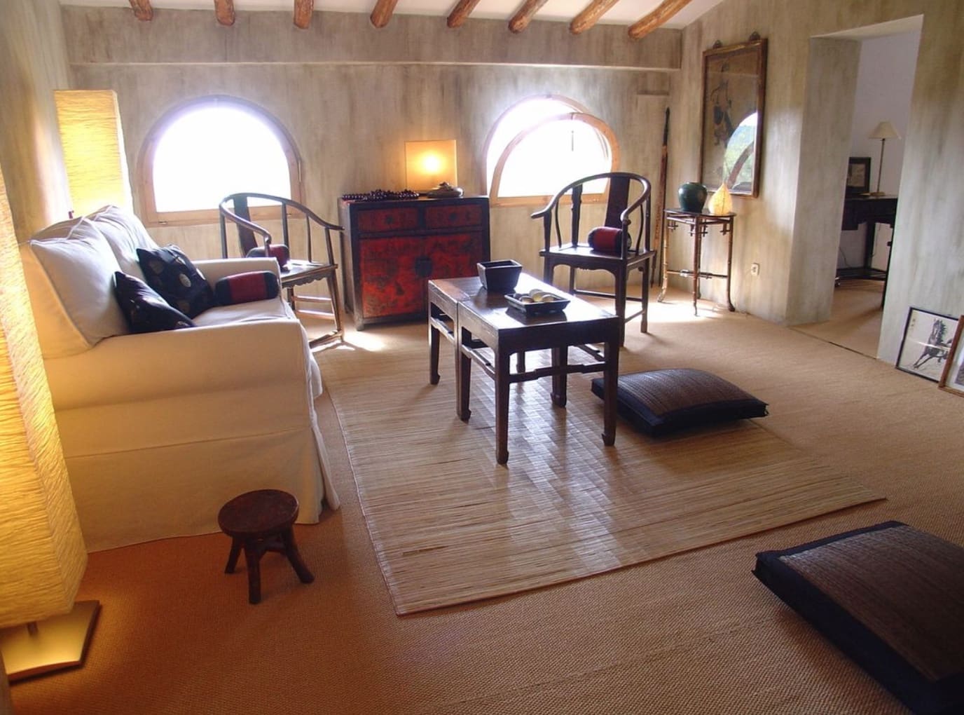 11 soveværelse Finca/Landehus til salg i Besalu med swimmingpool garage - € 2.250.000 (Ref: 8464381)