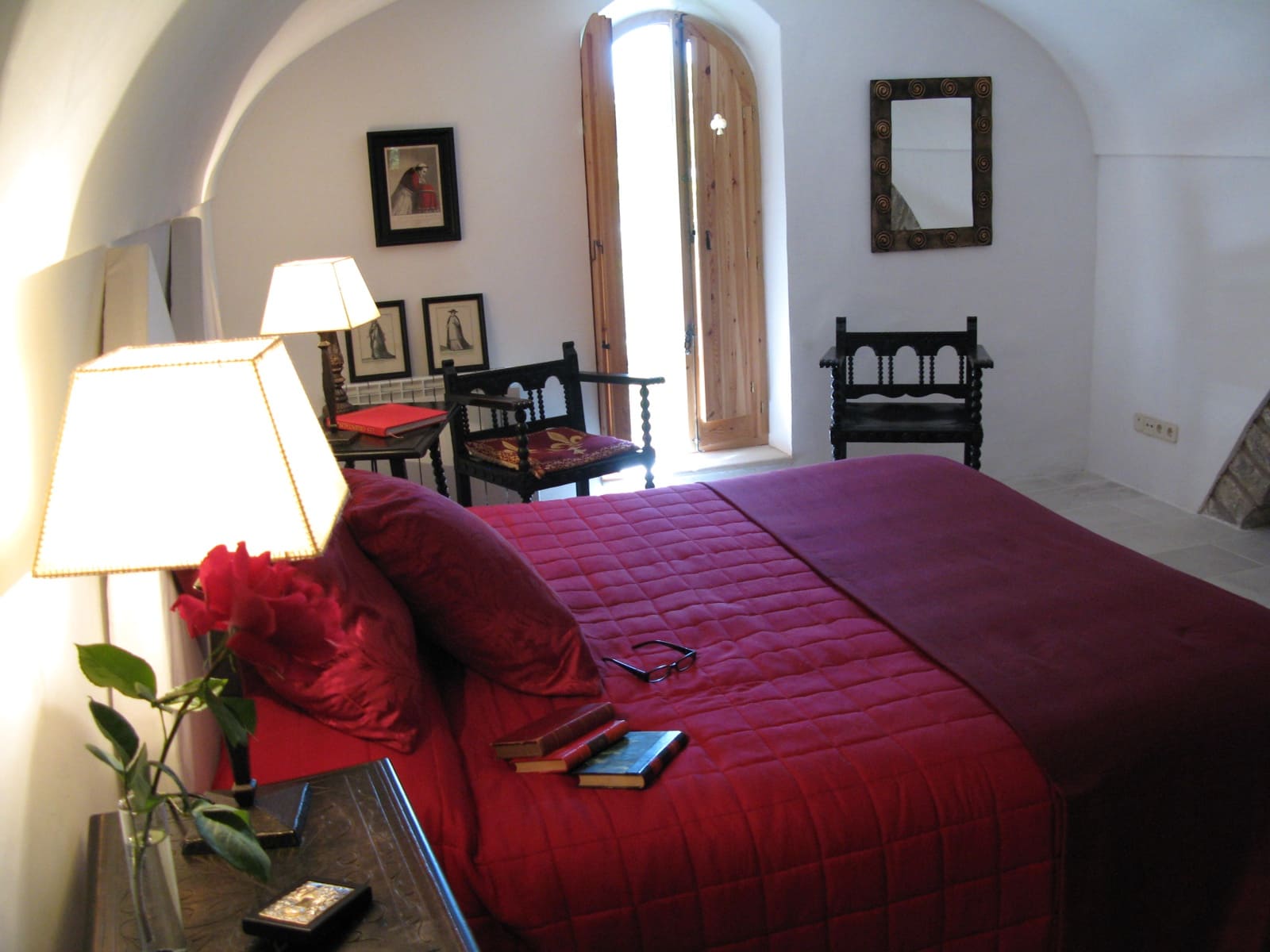 11 soveværelse Finca/Landehus til salg i Besalu med swimmingpool garage - € 2.250.000 (Ref: 8464381)