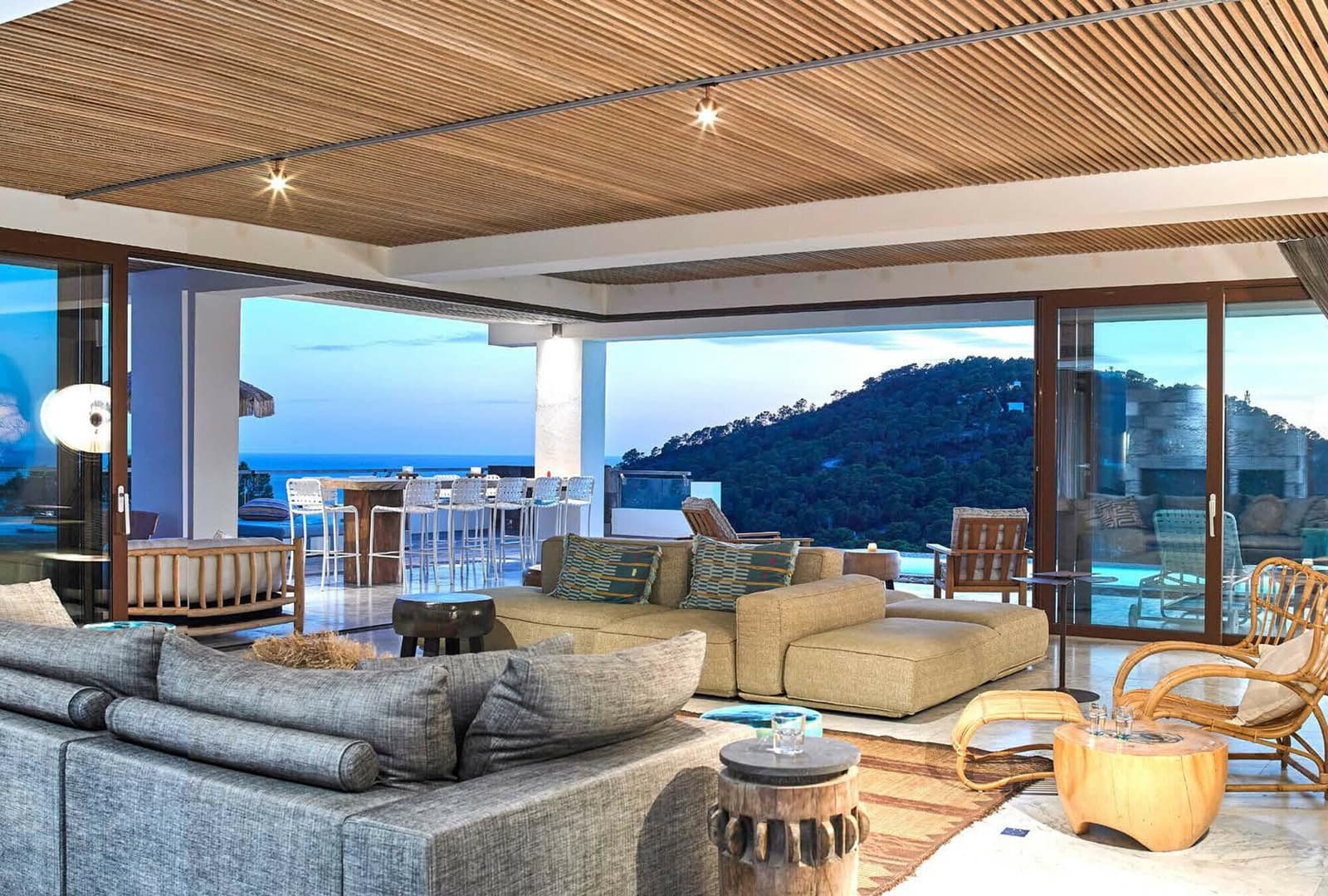 5 soveværelse Villa til salg i Ibiza by med swimmingpool garage - € 6.300.000 (Ref: 8464383)