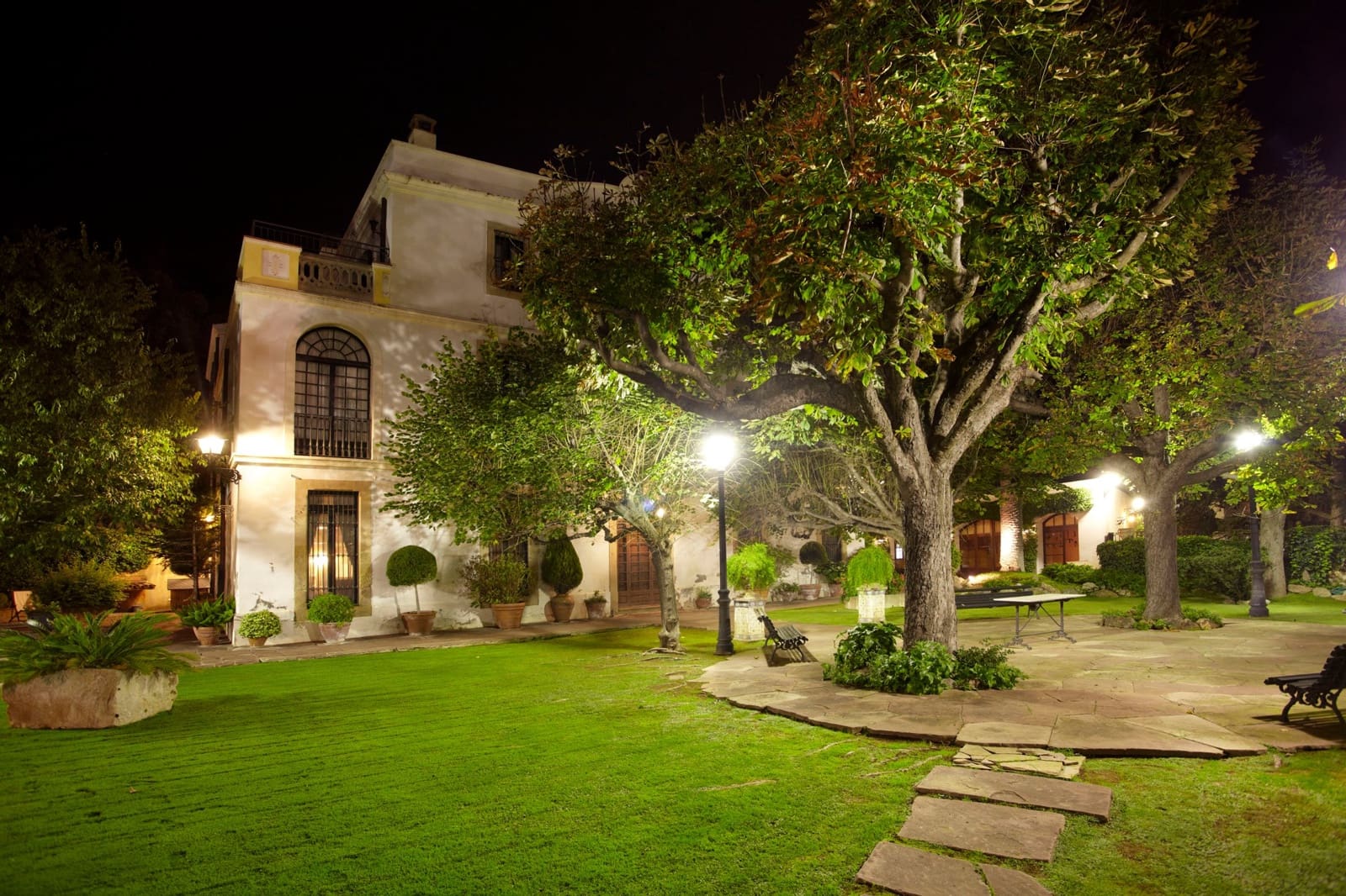 13 soveværelse Finca/Landehus til salg i Barcelona by med swimmingpool garage - € 5.000.000 (Ref: 8464384)