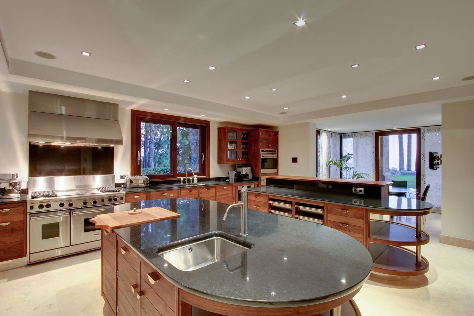 5 makuuhuone Huvila myytävänä paikassa Marbella mukana uima-altaan 
autotalli - 14 500 000 € (Ref: 8464387)