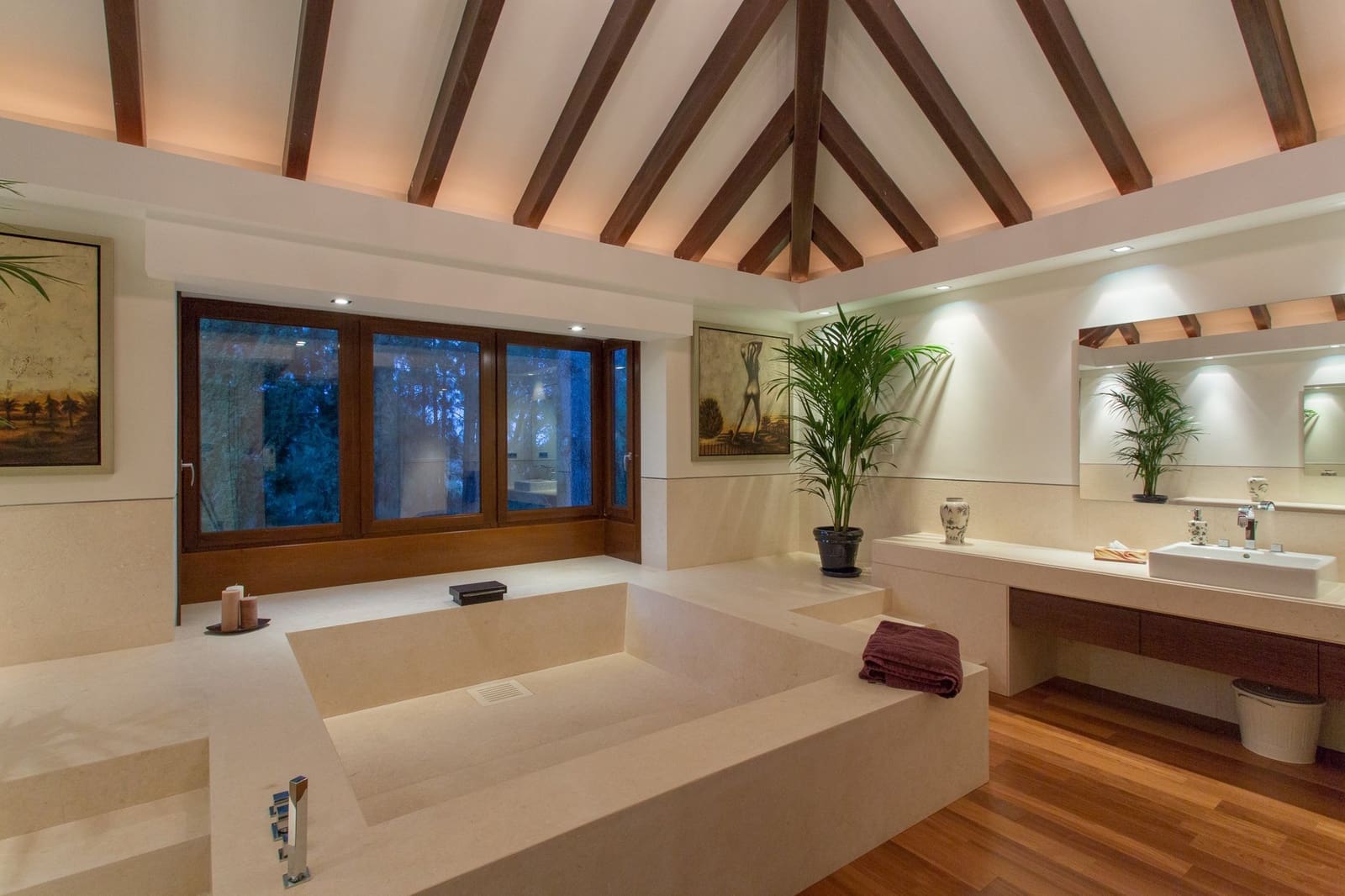 5 makuuhuone Huvila myytävänä paikassa Marbella mukana uima-altaan 
autotalli - 14 500 000 € (Ref: 8464387)