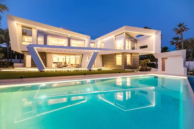 6 makuuhuone Huvila myytävänä paikassa Marbella mukana uima-altaan 
autotalli - 11 750 000 € (Ref: 8464388)