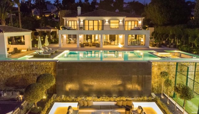 5 soverom Villa til salgs i Marbella med svømmebasseng garasje - € 8 900 000 (Ref: 8464389)