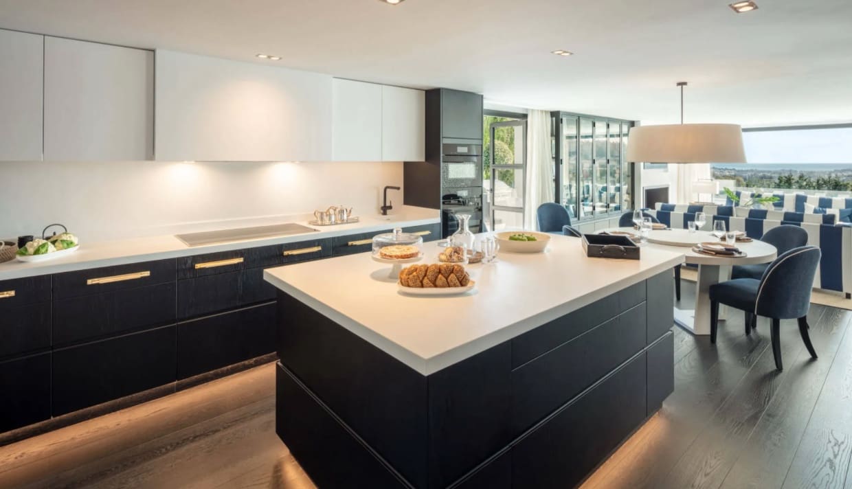 5 soverom Villa til salgs i Marbella med svømmebasseng garasje - € 8 900 000 (Ref: 8464389)