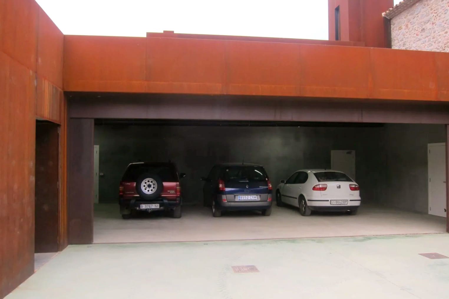 9 soveværelse Finca/Landehus til salg i Girona by med swimmingpool garage - € 2.400.000 (Ref: 8464392)