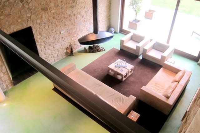 9 sypialnia Finka/Dom wiejski na sprzedaż w Miasto Girona z basenem garażem - 2 400 000 € (Ref: 8464392)