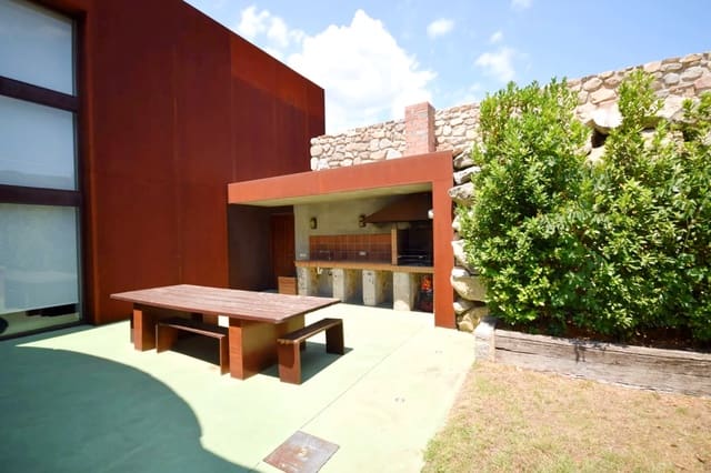 9 sypialnia Finka/Dom wiejski na sprzedaż w Miasto Girona z basenem garażem - 2 400 000 € (Ref: 8464392)