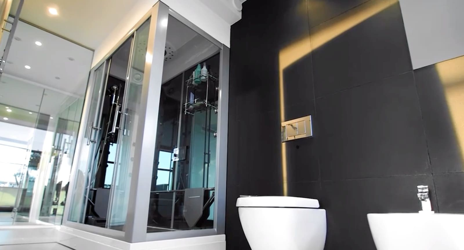 2 soveværelse Penthouse til salg i Barcelona by med swimmingpool garage - € 3.250.000 (Ref: 8464394)