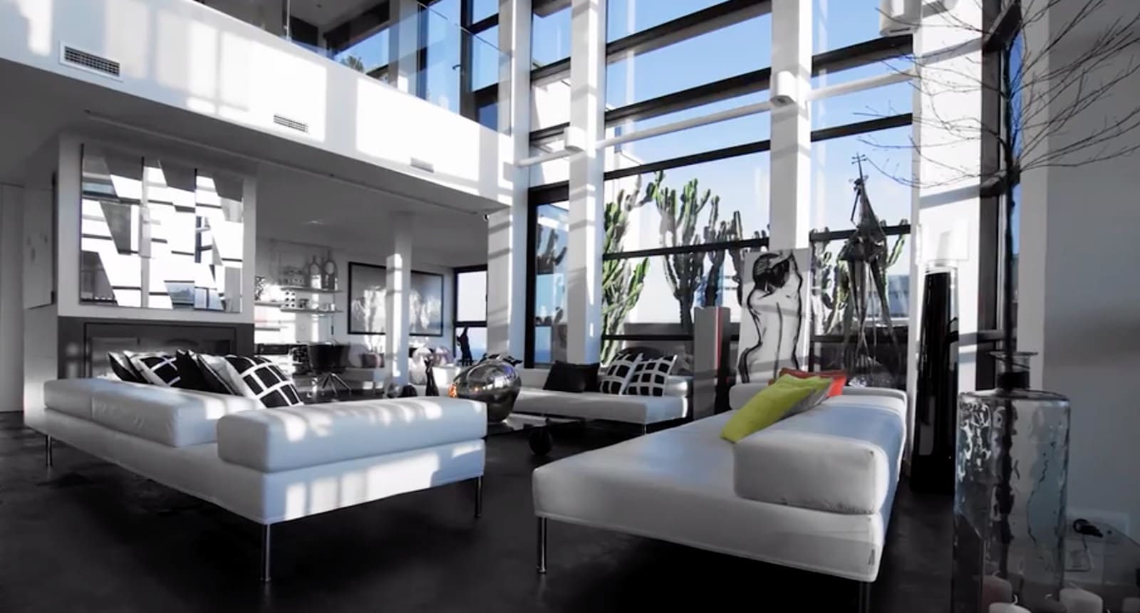 2 soveværelse Penthouse til salg i Barcelona by med swimmingpool garage - € 3.250.000 (Ref: 8464394)