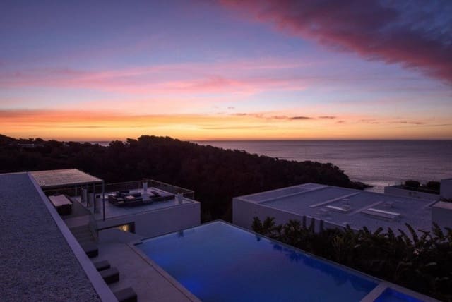 7 soverom Villa til salgs i Cap Martinet, Ibiza by med svømmebasseng garasje - € 10 500 000 (Ref: 8464398)