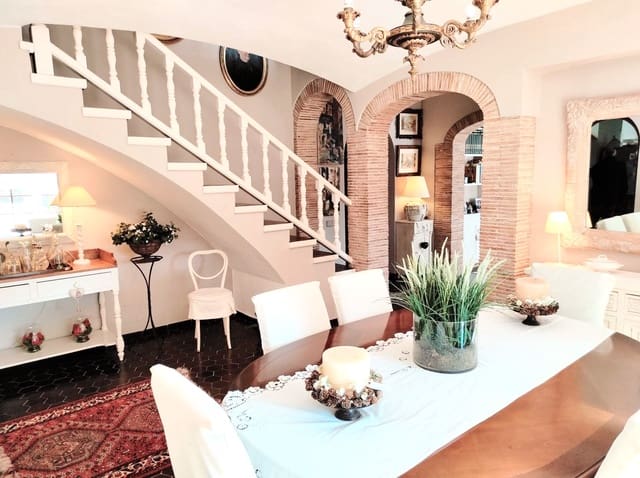 5 sypialnia Finka/Dom wiejski na sprzedaż w Sant Feliu de Guíxols z basenem garażem - 1 950 000 € (Ref: 8464402)