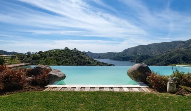 5 Zimmer Villa zu verkaufen in Marbella mit Pool Garage - 3.950.000 € (Ref: 8464403)