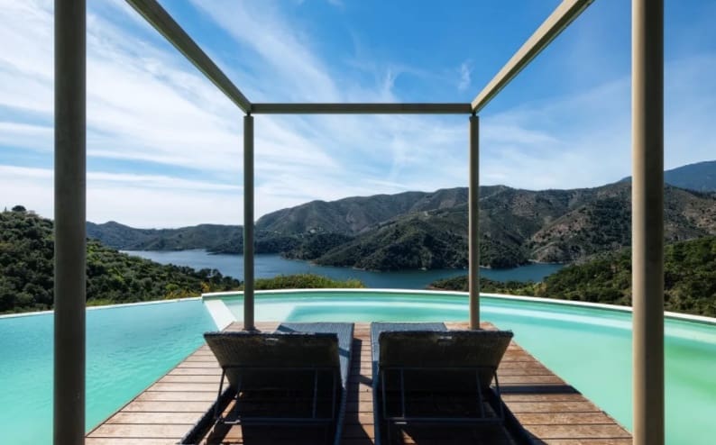 5 bedroom Villa for sale in Marbella with pool garage - € 3,950,000 (Ref: 8464403)