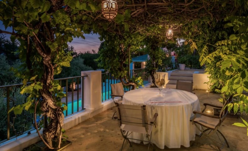 6 makuuhuone Huvila myytävänä paikassa Marbella mukana uima-altaan 
autotalli - 7 200 000 € (Ref: 8464404)