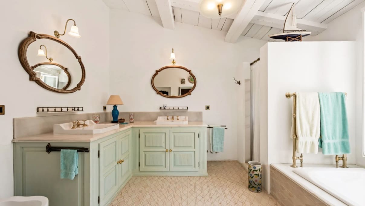 6 makuuhuone Huvila myytävänä paikassa Marbella mukana uima-altaan 
autotalli - 7 200 000 € (Ref: 8464404)