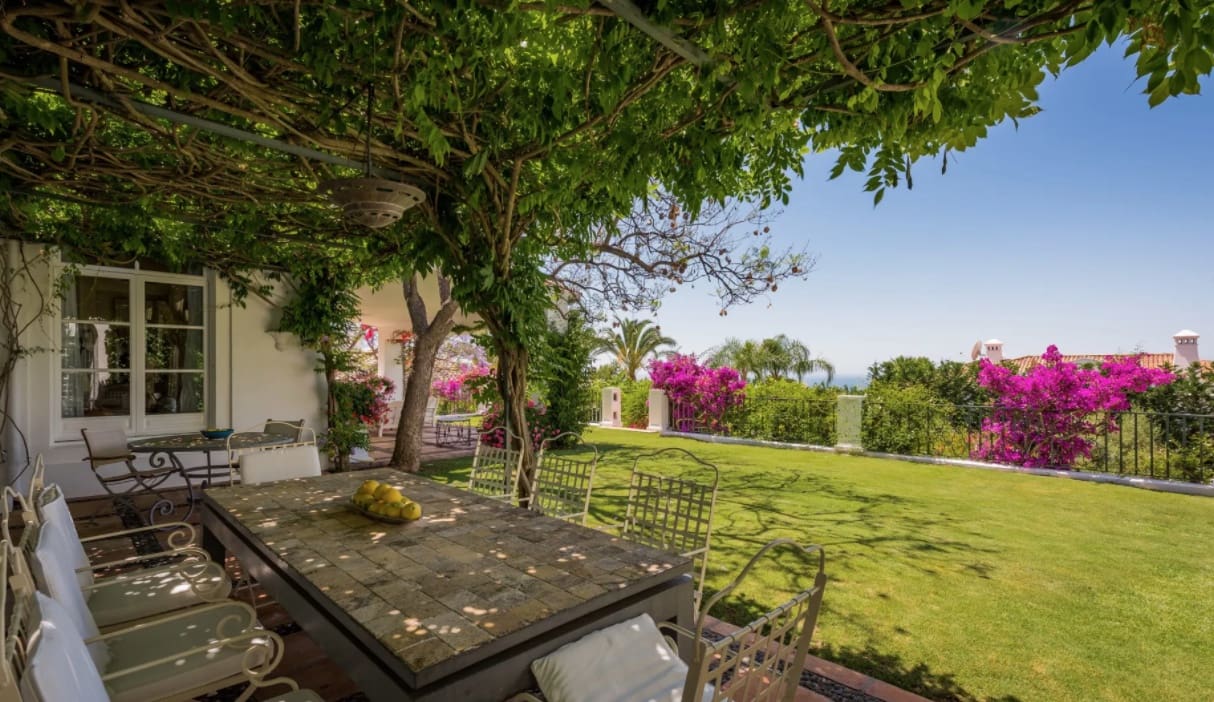 6 makuuhuone Huvila myytävänä paikassa Marbella mukana uima-altaan 
autotalli - 7 200 000 € (Ref: 8464404)