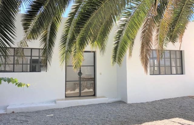 4 sypialnia Willa na sprzedaż w Santa Gertrudis de Fruitera, Santa Eulalia / Santa Eularia z basenem garażem - 2 850 000 € (Ref: 8464406)