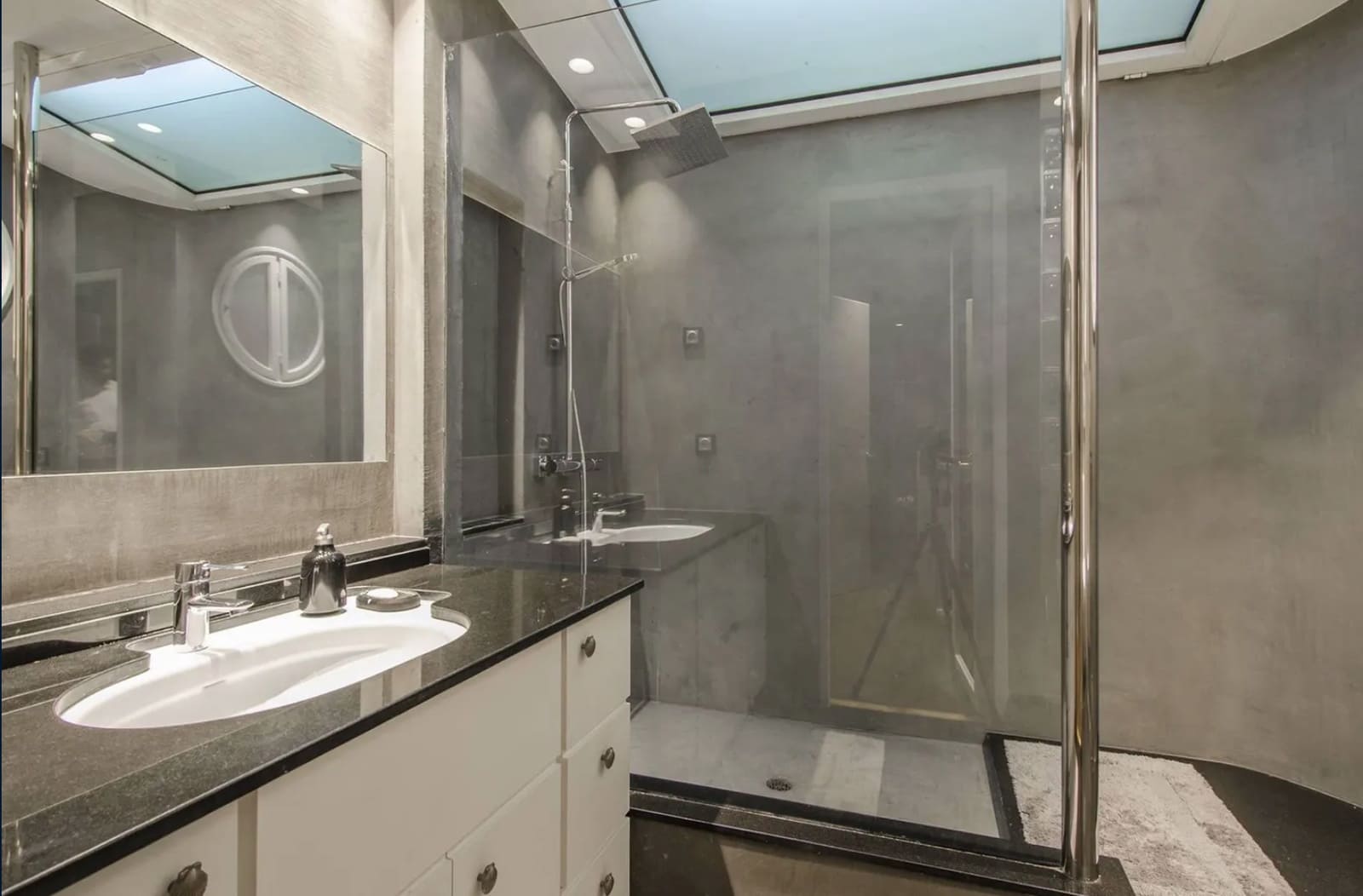 3 bedroom Apartment for sale in Barcelona city with garage - € 2,950,000 (Ref: 8464409)