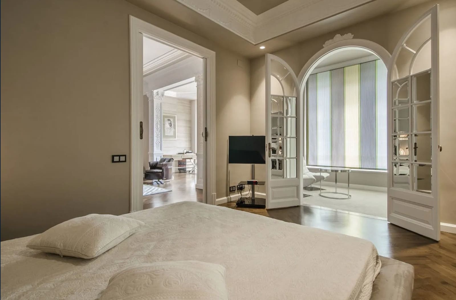 3 bedroom Apartment for sale in Barcelona city with garage - € 2,950,000 (Ref: 8464409)