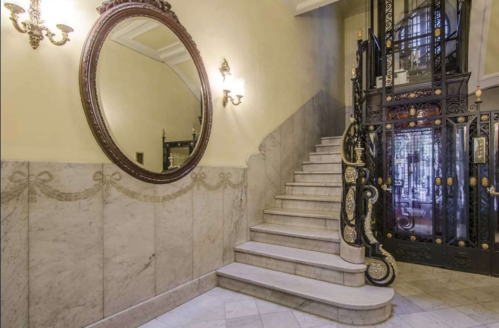 3 bedroom Apartment for sale in Barcelona city with garage - € 2,950,000 (Ref: 8464409)